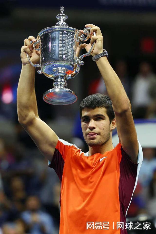 而随着决赛 而随着决赛