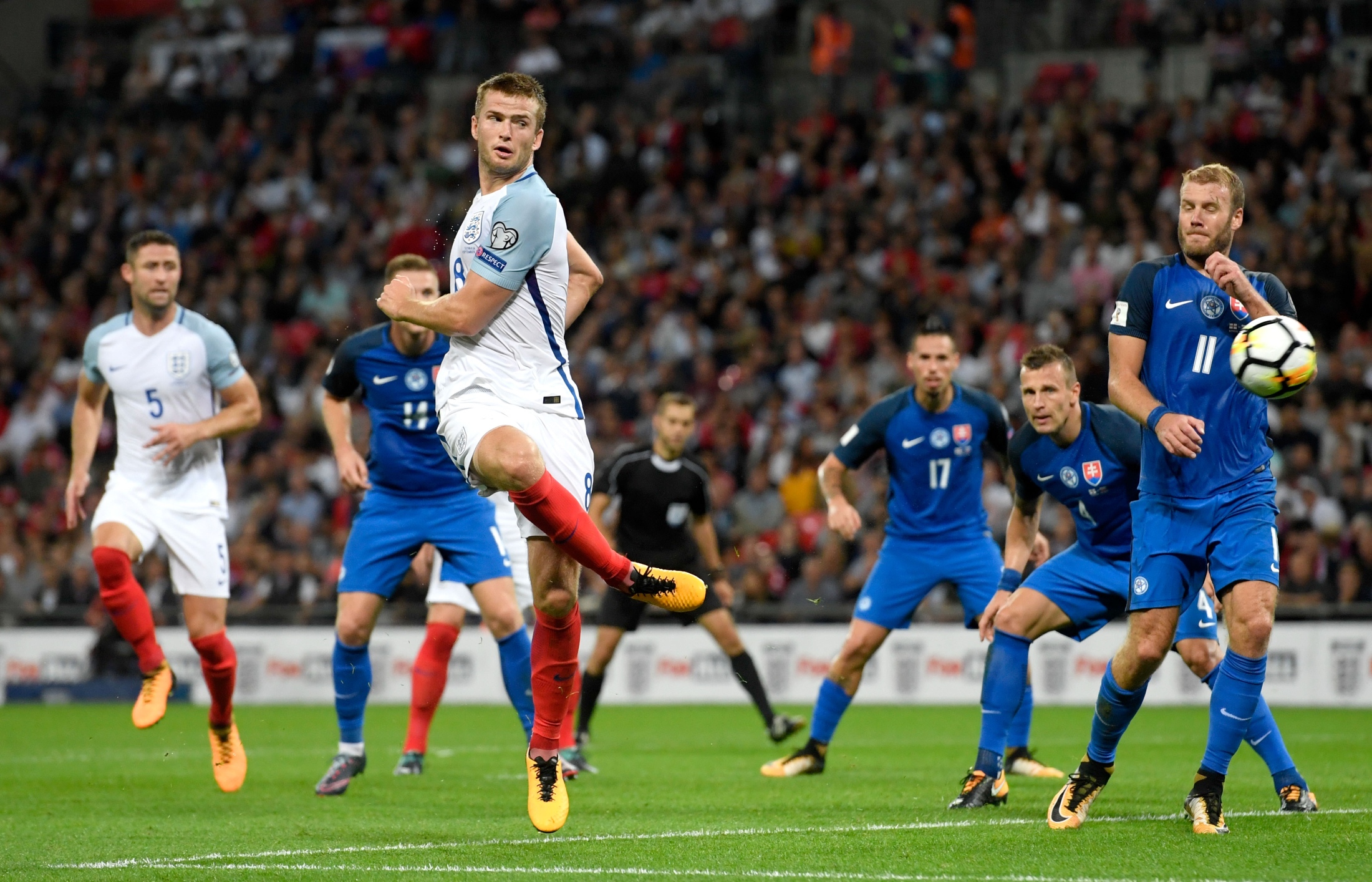 更是赛场上 更是赛场上